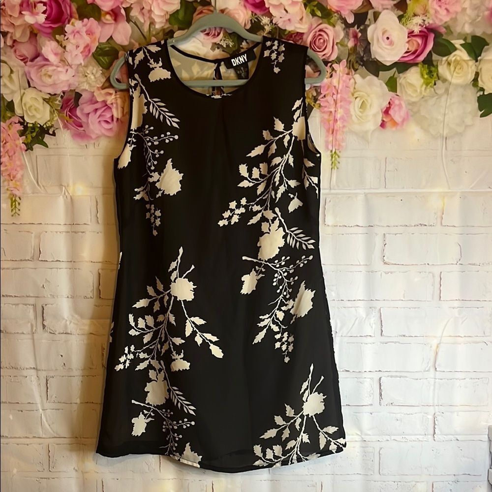 DKNY Donna Karen New York Black and White Floral Chiffon Sleeveless Dress Sz 12